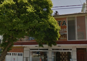 Oportunidad de Local comercial con vivienda en Avda. San Martin
