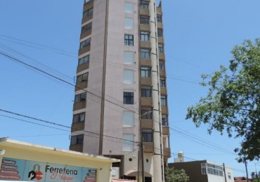 Semipiso de 2 Amb. c/cochera edificio Renacer