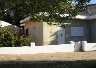 Casa "Aleluya" de 3 Amb. a media cuadra del mar