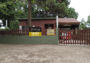 Casa de 3 Amb. con gran lote