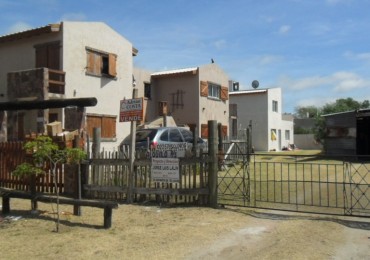 Duplex amplio de 3 Amb. en Tala Sur 
