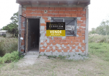 Casa 3 Amb a terminar sobre lote de 696 M2 en Tala sur