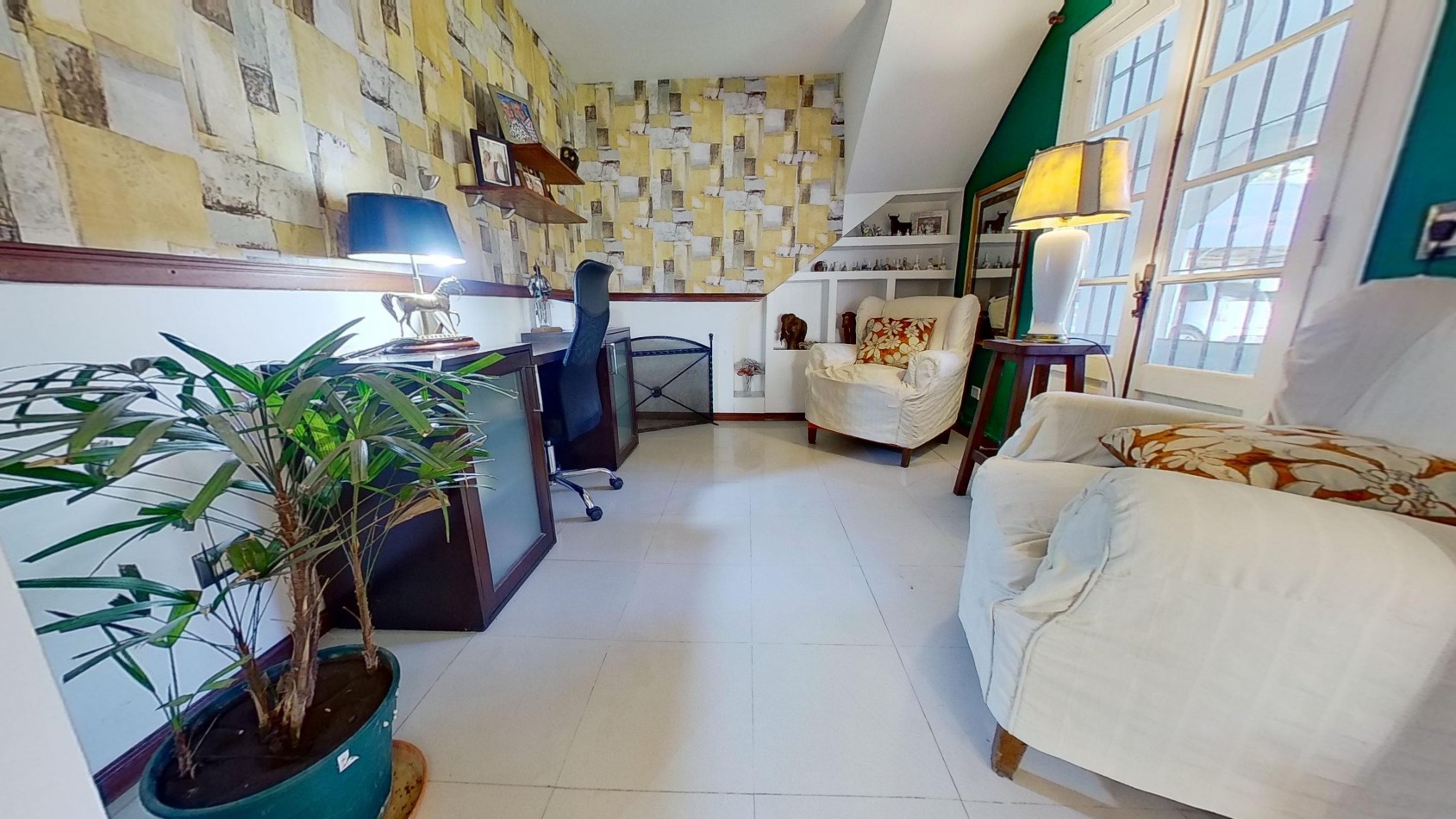 CHALET EN RANELAGH CON QUINCHO PILETA JARDIN 4 DORMITORIOS