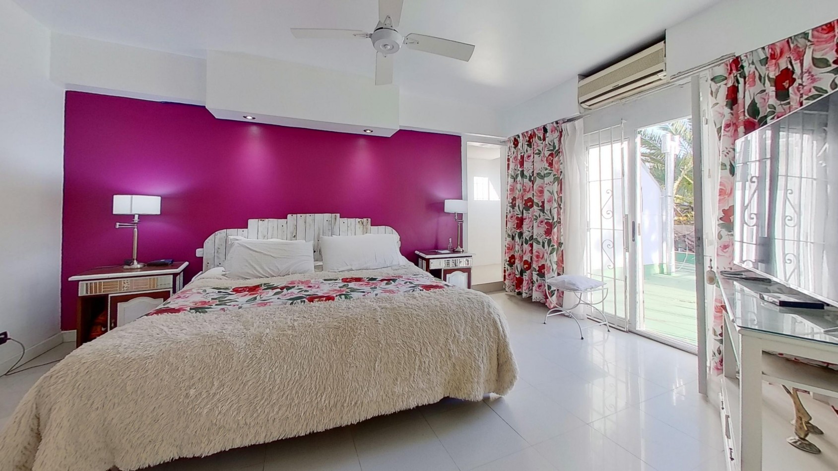 CHALET EN RANELAGH CON QUINCHO PILETA JARDIN 4 DORMITORIOS