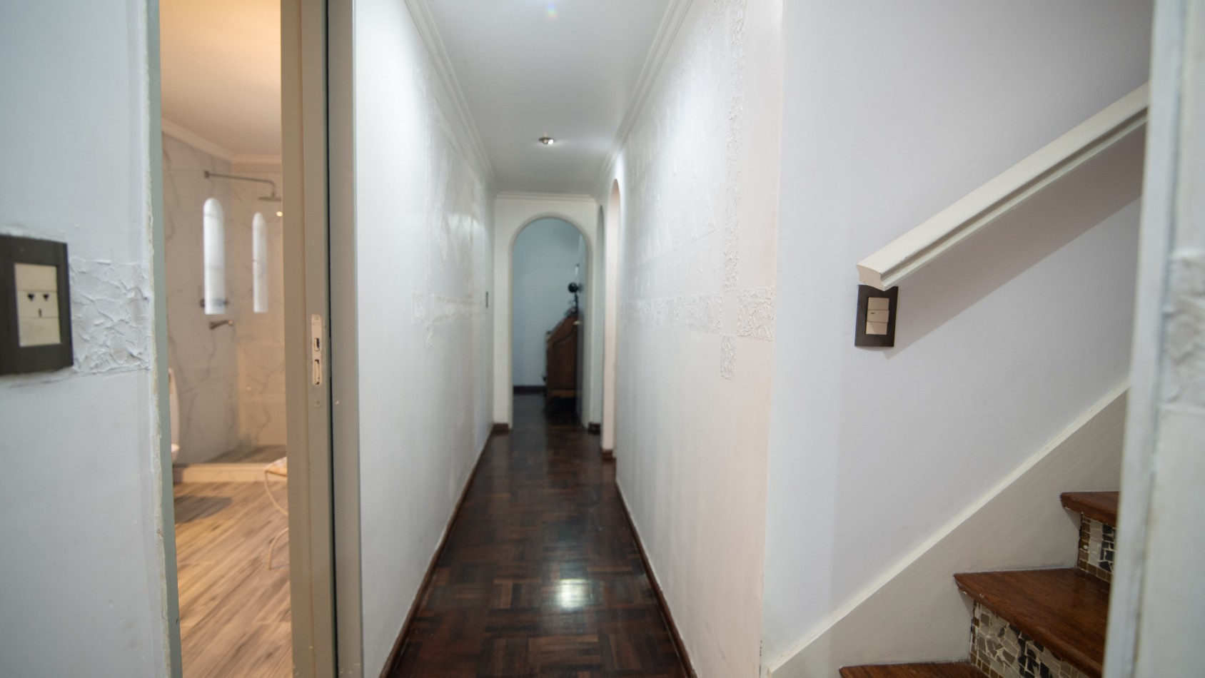 CHALET EN RANELAGH CON QUINCHO PILETA JARDIN 4 DORMITORIOS