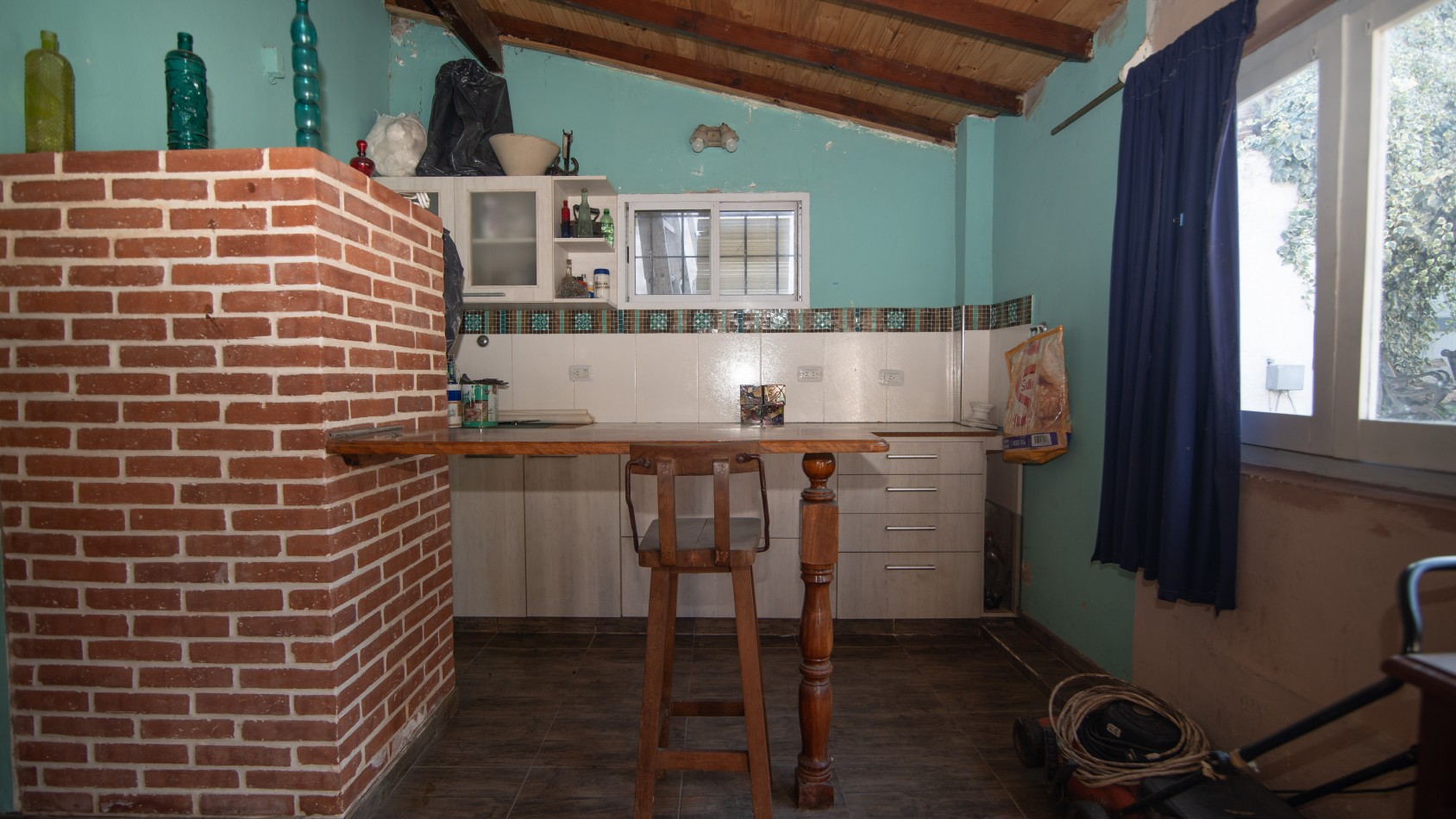 CHALET EN RANELAGH CON QUINCHO PILETA JARDIN 4 DORMITORIOS