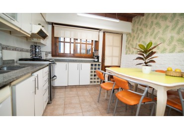 Duplex en Venta Quilmes 3 Ambientes con Cochera APTO CREDITO