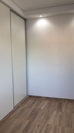 VENTA-DUPLEX 3 AMBIENTES CON PATIO Y COCHERA
