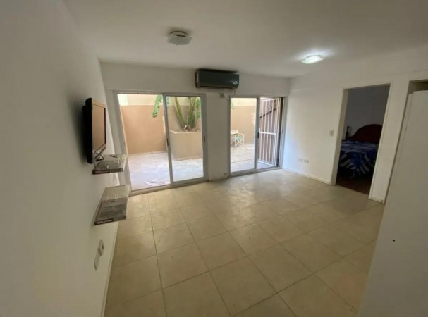 VENTA -DEPARTAMENTO 2 AMBIENTES EXCELENTE UBICACION 