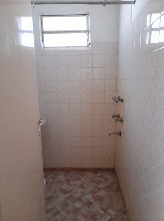 VENTA - CASA CON IMPORTANTE LOTE