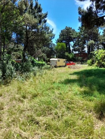 VENTA- Amplio LOTE