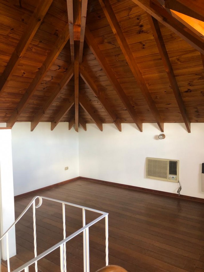 VENTA - Triplex Excelente estado