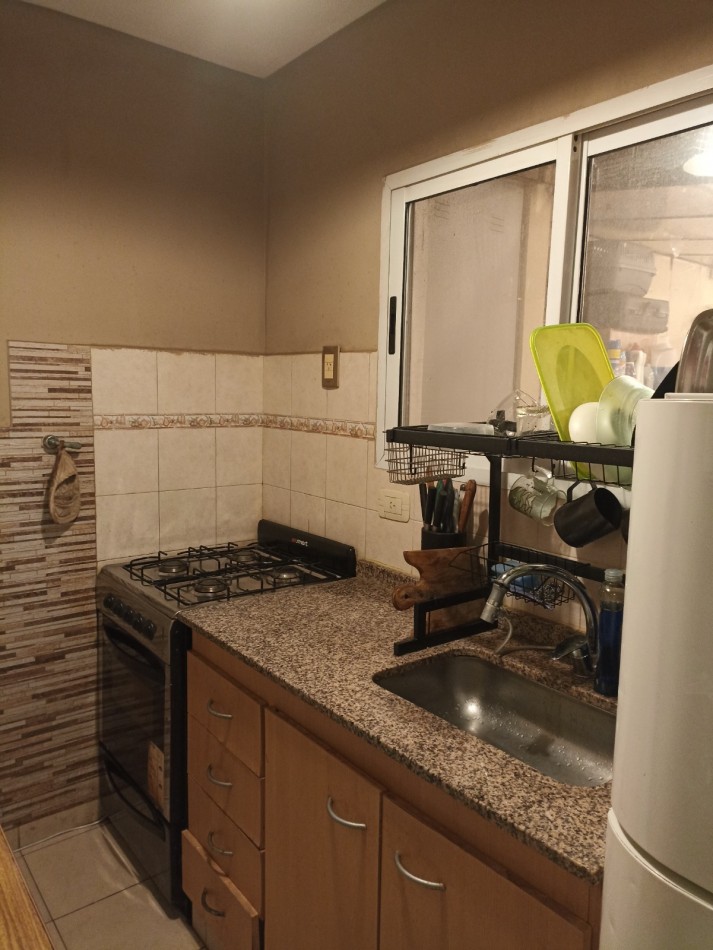 VENTA Departamento 2 ambientes con cochera y patio
