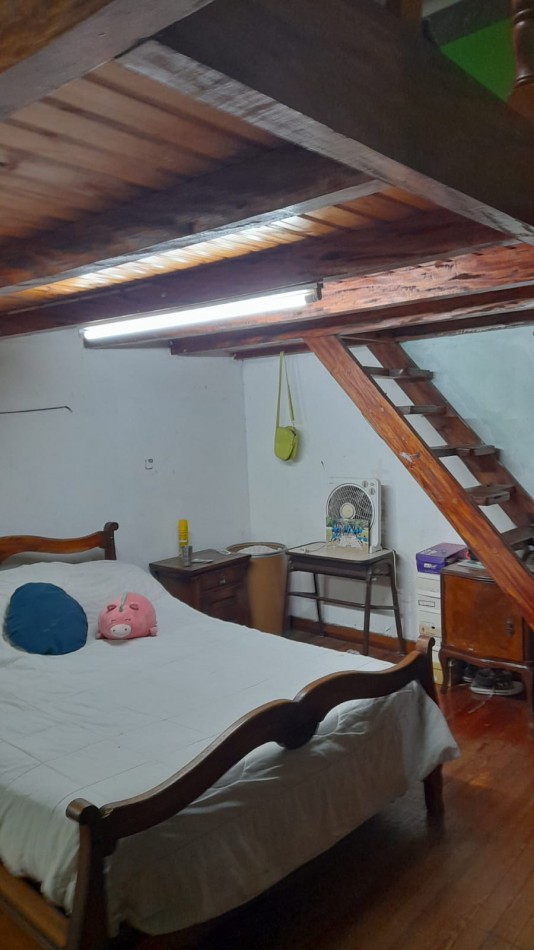 VENTA- CASA A METROS DE LA ESTACION DE TRENES
