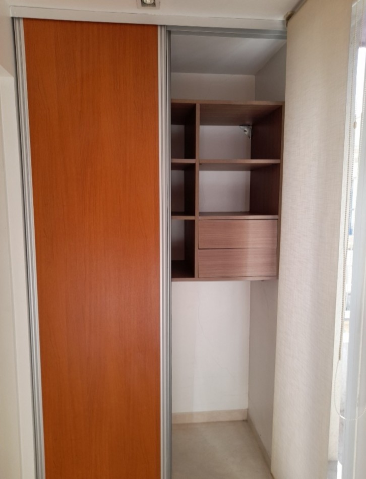 VENTA- MONOAMBIENTE AMOBLADO