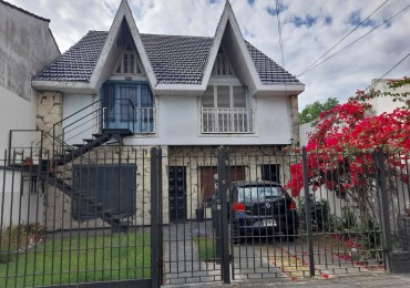 VENTA - CHALET 7 AMBIENTES