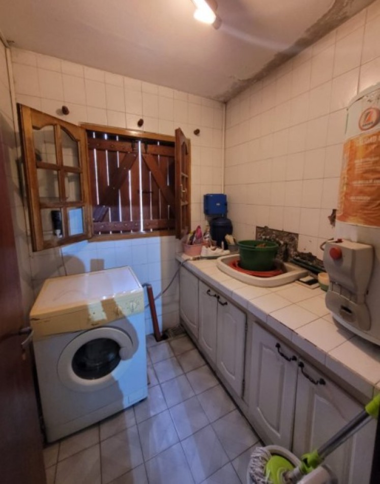 IMPORTANTE CASA QUINTA EN VENTA CON AMPLIO PARQUE EN ALEJANDRO KORN 