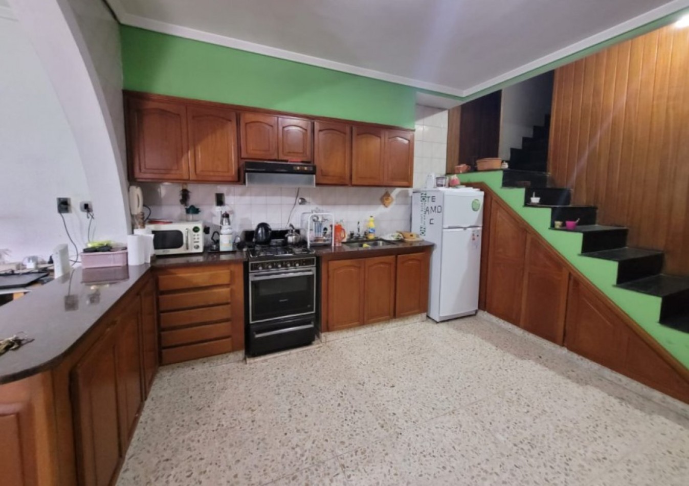 IMPORTANTE CASA QUINTA EN VENTA CON AMPLIO PARQUE EN ALEJANDRO KORN 