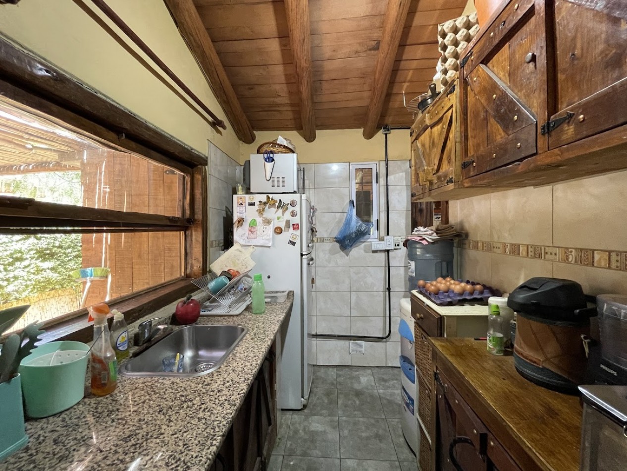 CASA CON CABAÑA Y PISCINA