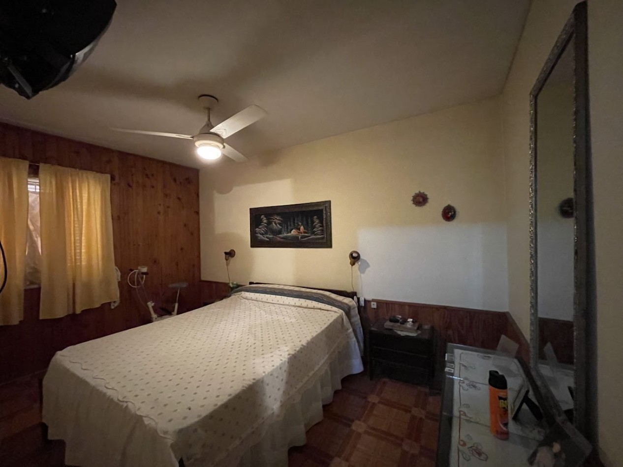 Amplia Casa de 4 Dormitorios en Barrio Sardi ¡A Pasos del Centro!