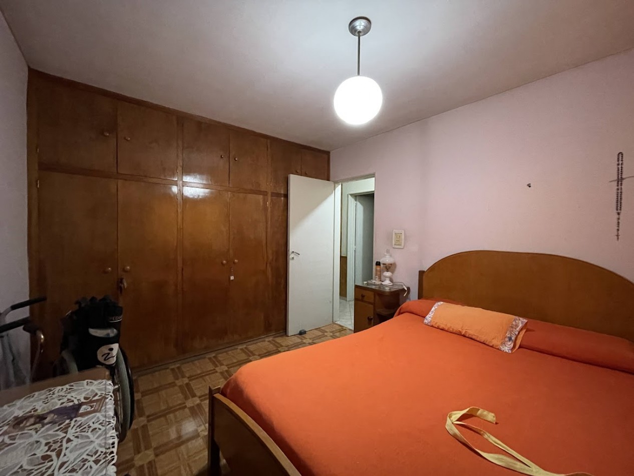 Amplia Casa de 4 Dormitorios en Barrio Sardi ¡A Pasos del Centro!