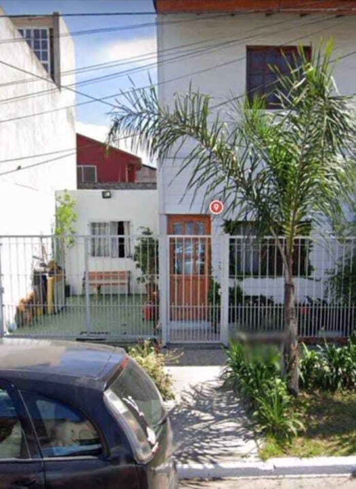 Duplex 3 ambientes a la venta en Berazategui