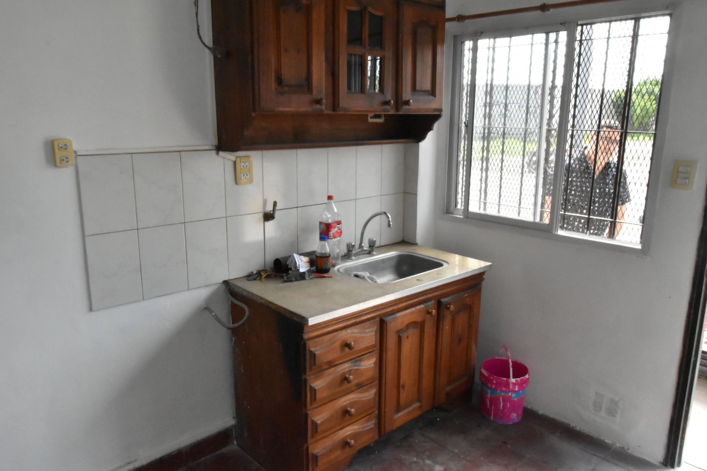 CASA 3  AMBIENTES Y DEPARTAMENTO INDEPENDIENTE, BOSQUES, FLORENCIO VARELA