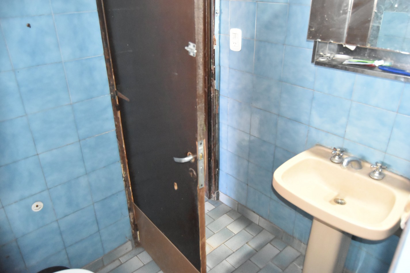 CASA 3  AMBIENTES Y DEPARTAMENTO INDEPENDIENTE, BOSQUES, FLORENCIO VARELA
