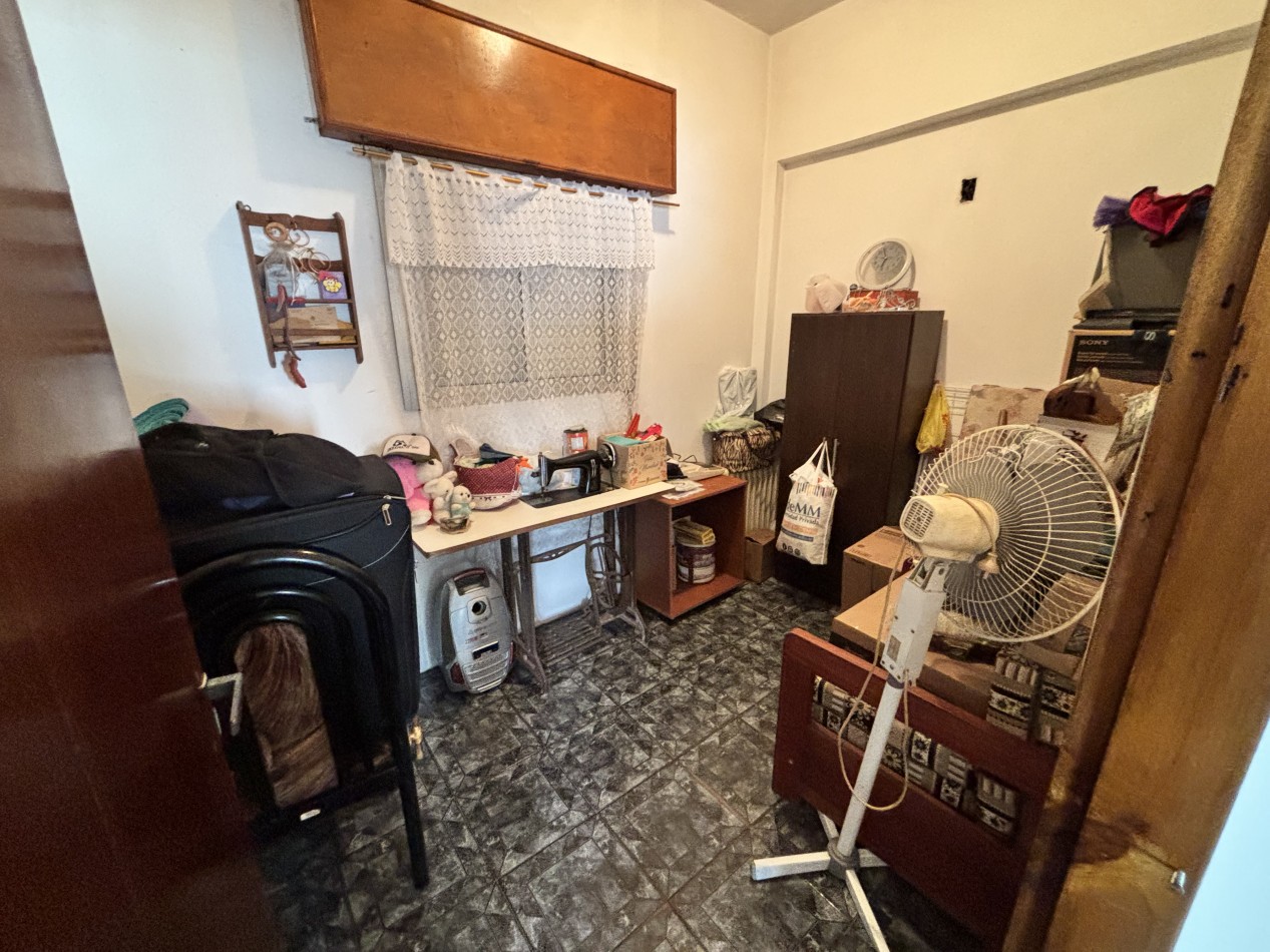 CASA EN 3 PLANTAS SOBRE LOTE DE 10X30
