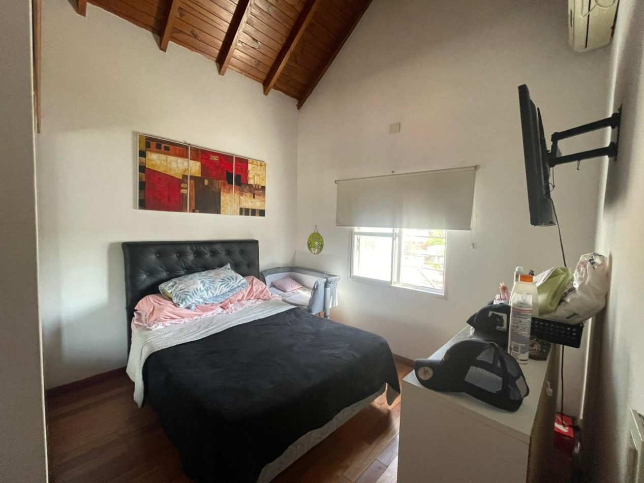 Venta de triplex en Ezpeleta