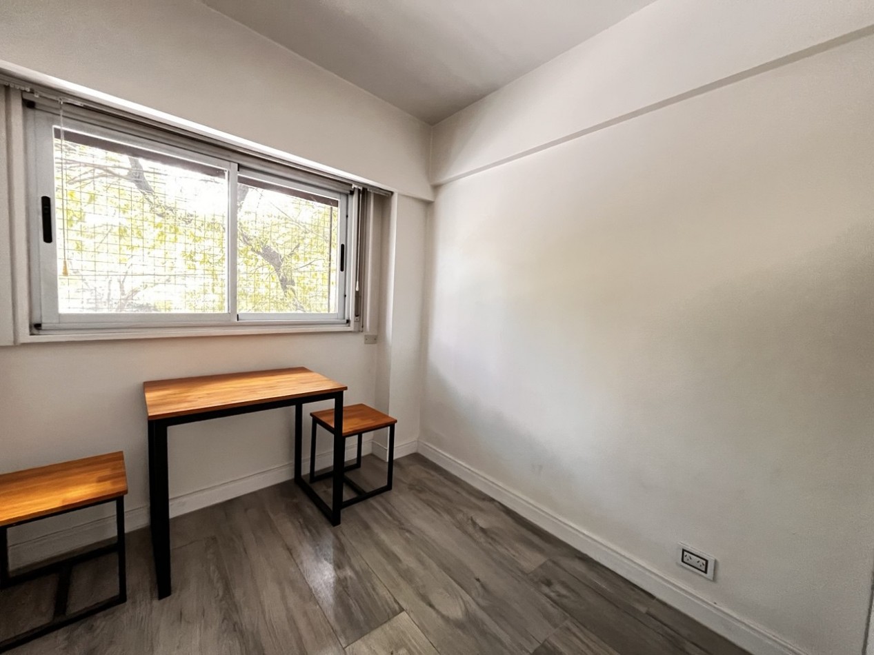 DEPARTAMENTO DE 3 AMBIENTES CON BALCON Y VISTA AL PARQUE LAS HERAS, PEÑA Y CORONEL DIAZ, RECOLETA