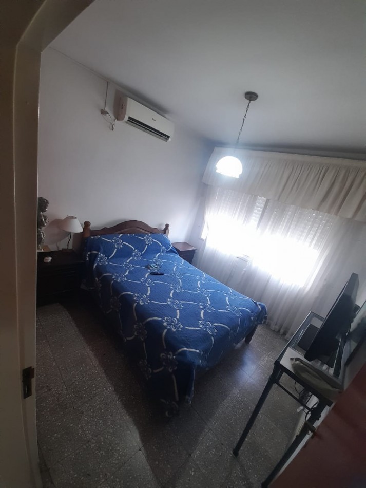 VENDE CASA DE 2 PLANTAS CENTRO SAN LUIS