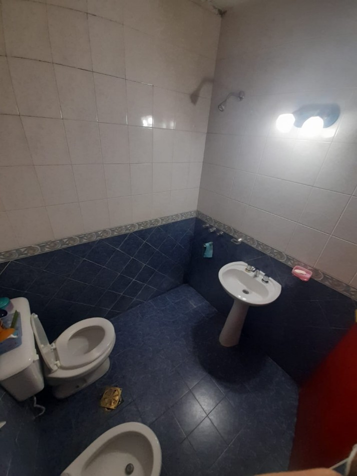 VENDE CASA DE 2 PLANTAS CENTRO SAN LUIS