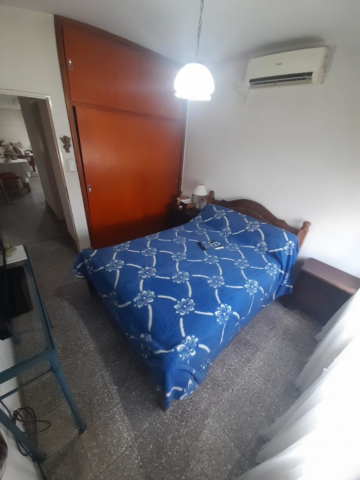 VENDE CASA DE 2 PLANTAS CENTRO SAN LUIS