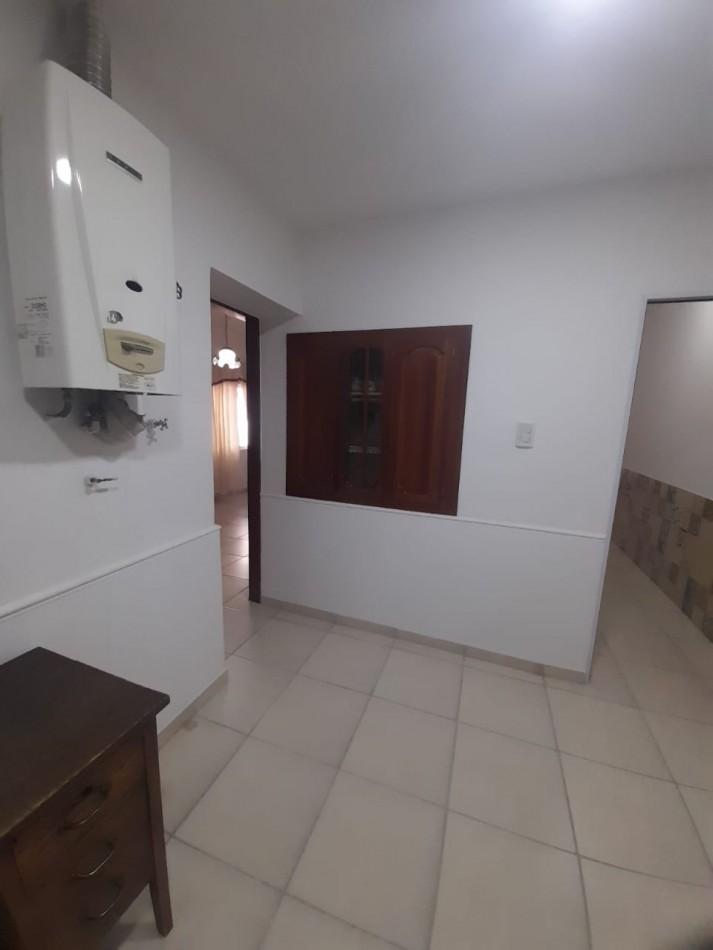 VENDE CASA DE 2 PLANTAS CENTRO SAN LUIS