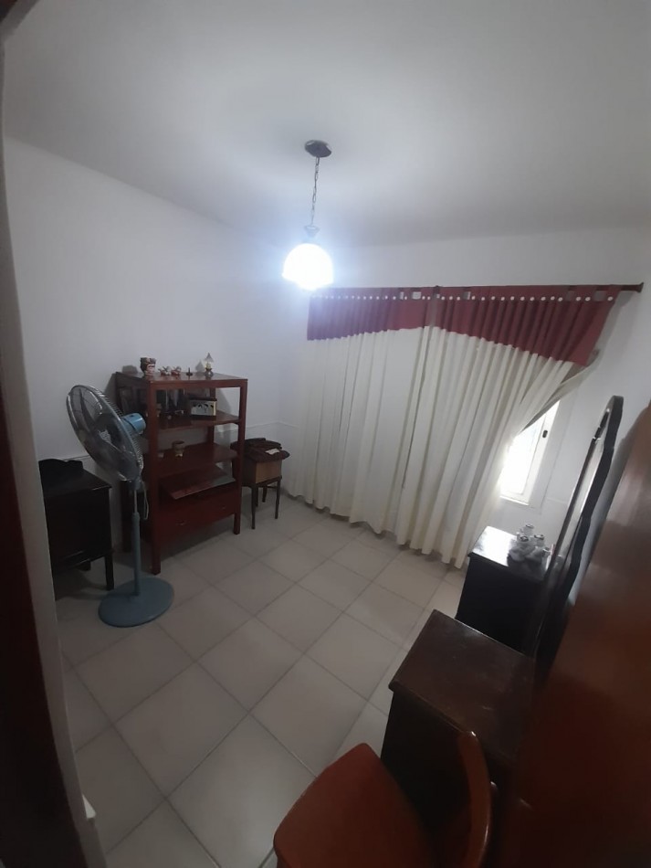 VENDE CASA DE 2 PLANTAS CENTRO SAN LUIS