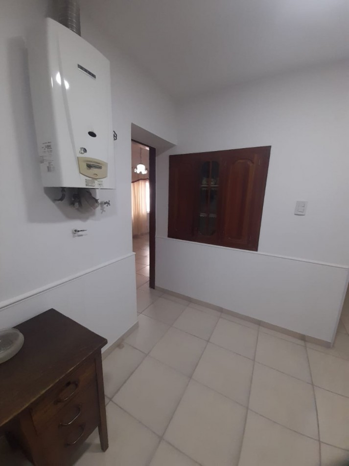 VENDE CASA DE 2 PLANTAS CENTRO SAN LUIS