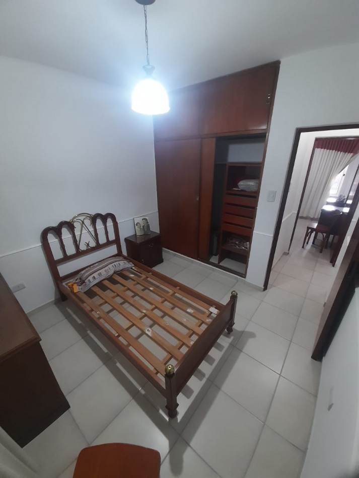 VENDE CASA DE 2 PLANTAS CENTRO SAN LUIS