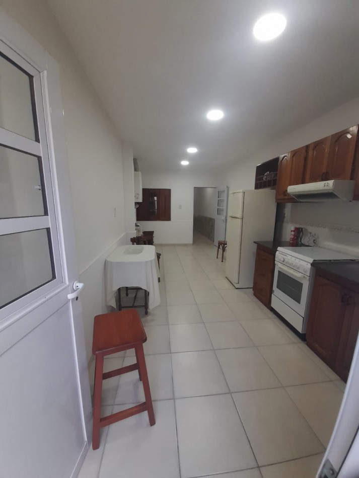 VENDE CASA DE 2 PLANTAS CENTRO SAN LUIS