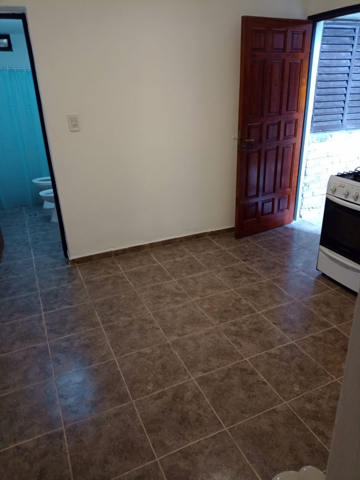 VENDE DEPARTAMENTOS  LAS HERAS 616