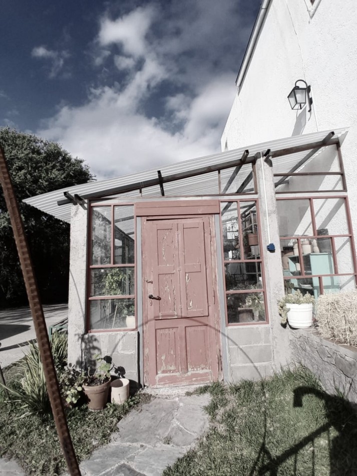 VENDE POSADA EN EL VOLCAN