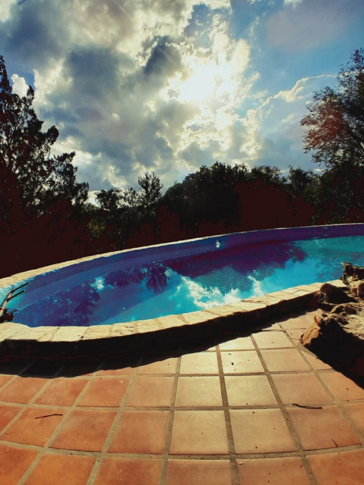 VENDE POSADA EN EL VOLCAN