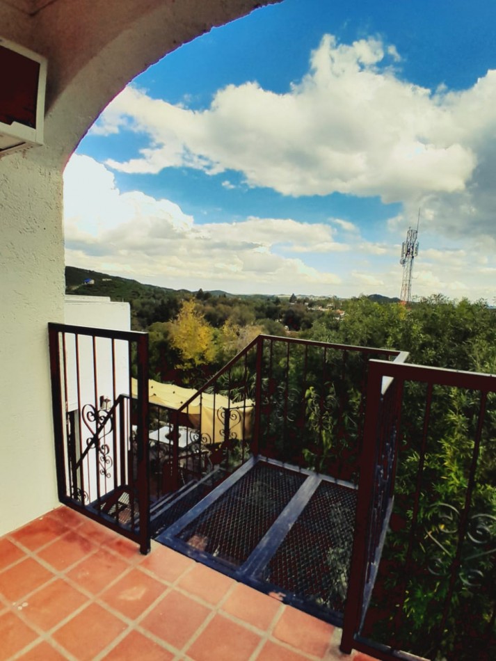 VENDE POSADA EN EL VOLCAN