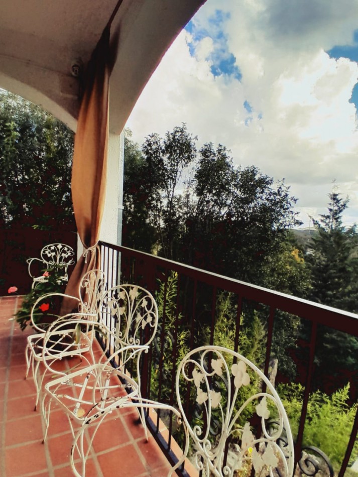 VENDE POSADA EN EL VOLCAN
