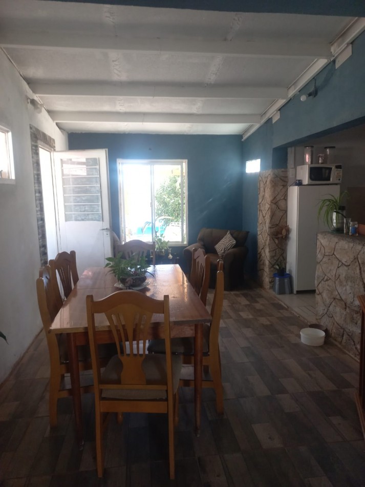 VENDE CASA EN LA PUNTA