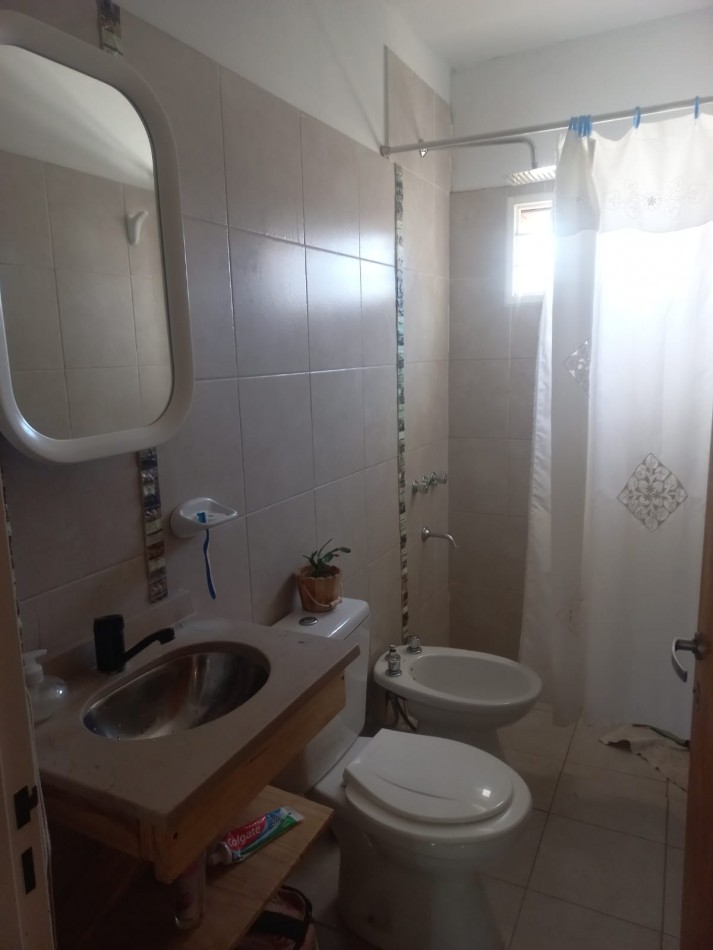 VENDE CASA EN LA PUNTA