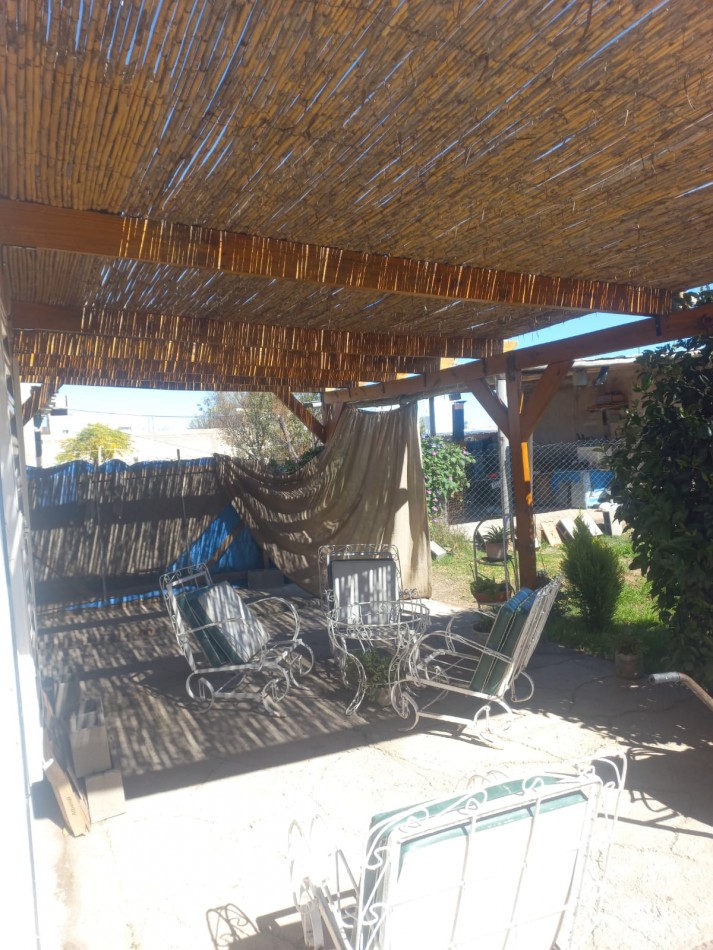 VENDE CASA EN LA PUNTA