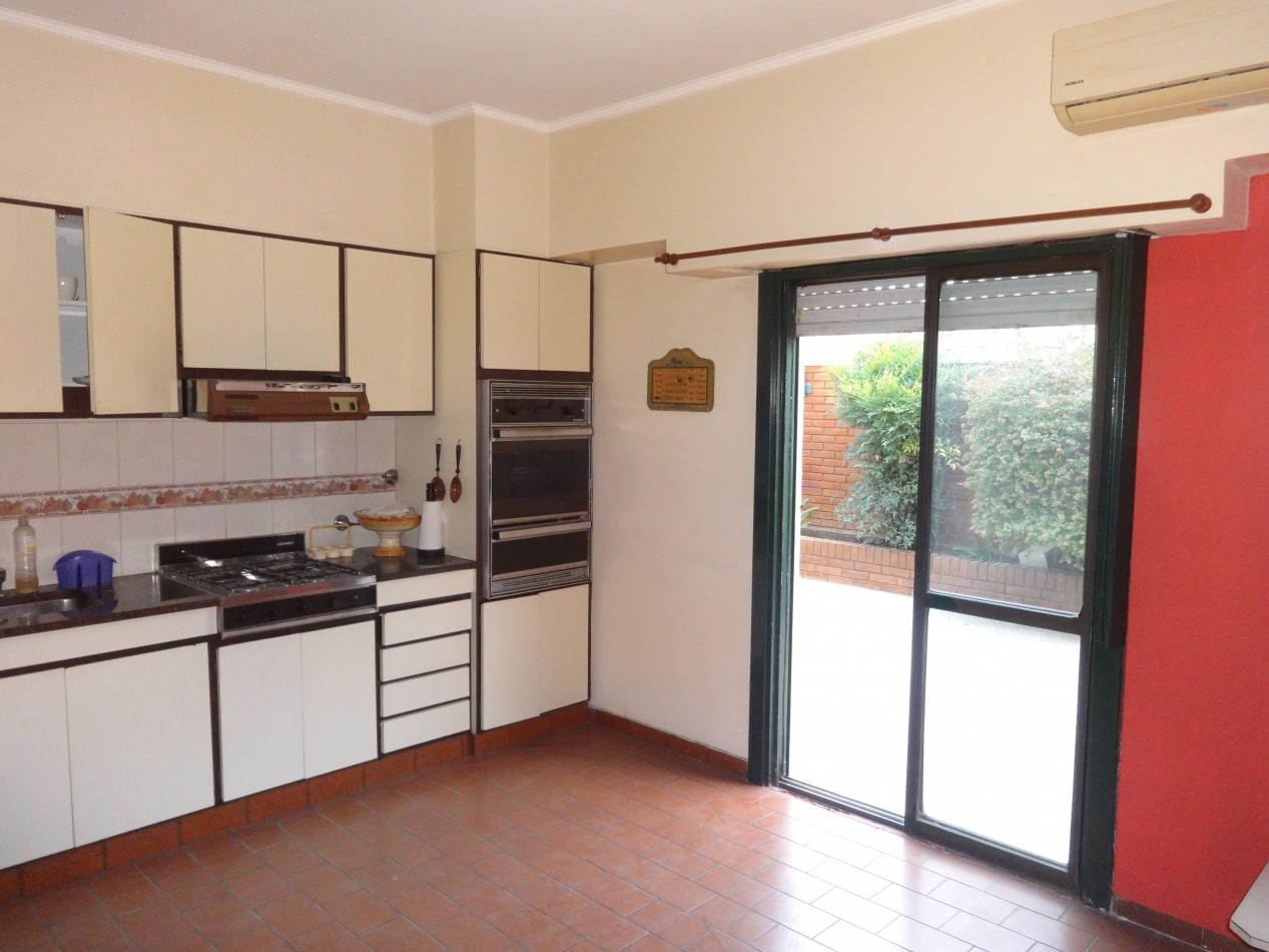 Casa 4 Ambientes Moron