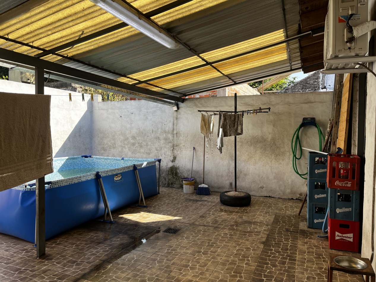 Casa 5 ambientes Castelar Sur 
