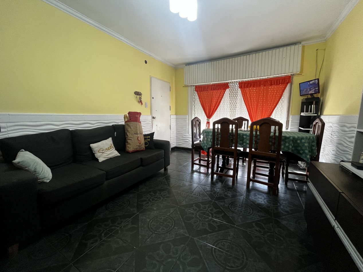 Casa 5 ambientes Castelar Sur 
